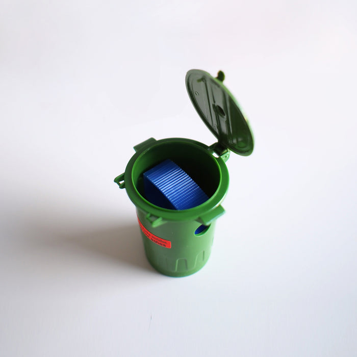 KUM pencil sharpener : mini garbage bin